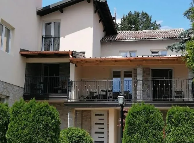 Bozovic * זלאטיבור