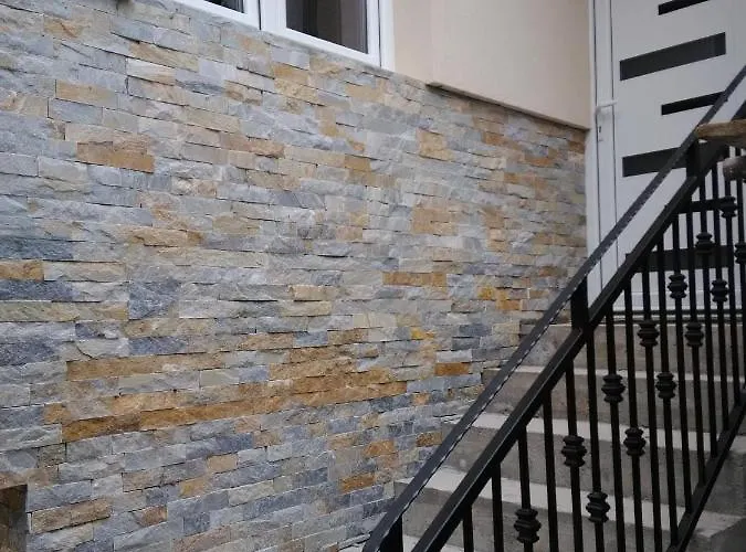 Bozovic זלאטיבור